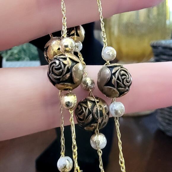 Vintage Long Necklace with Bronze Rose Beads and Faux Pearls Gold Tone Jewelry - Picture 9 of 10